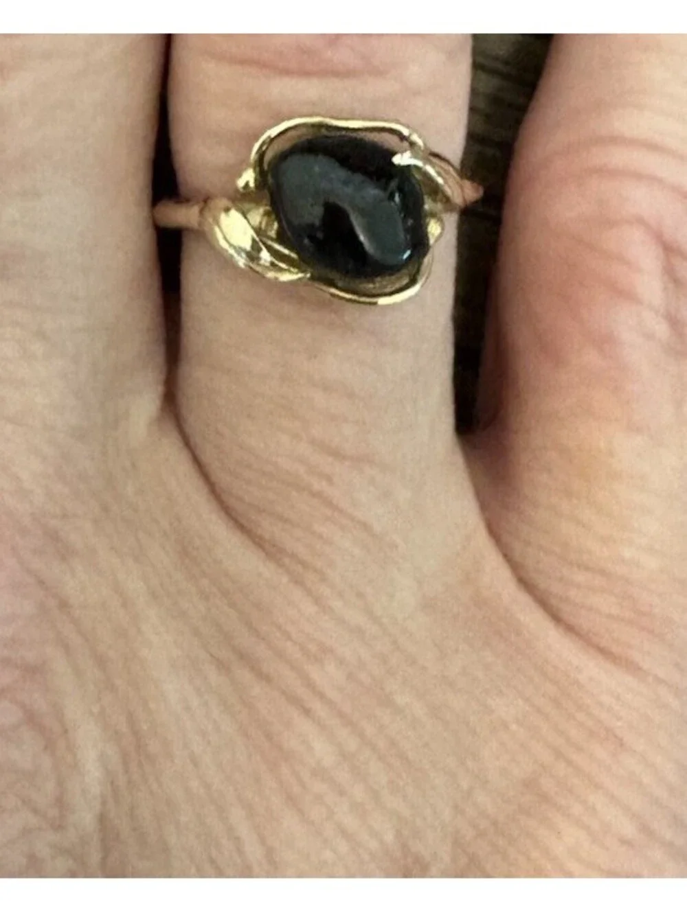 Oval  Black Coral Solitaire Ring 14k Yellow Gold Size 7 From The Cayman Island